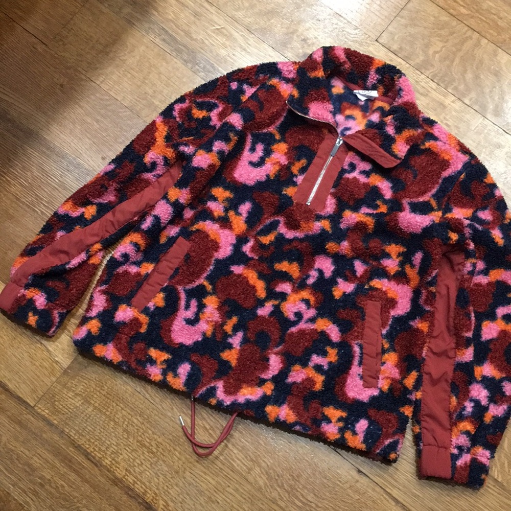Sage Colorful Fleece Pullover size Medium